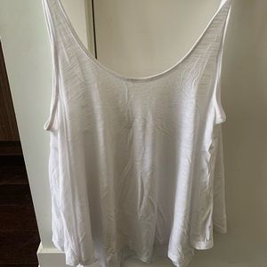 American eagle flowy tank top